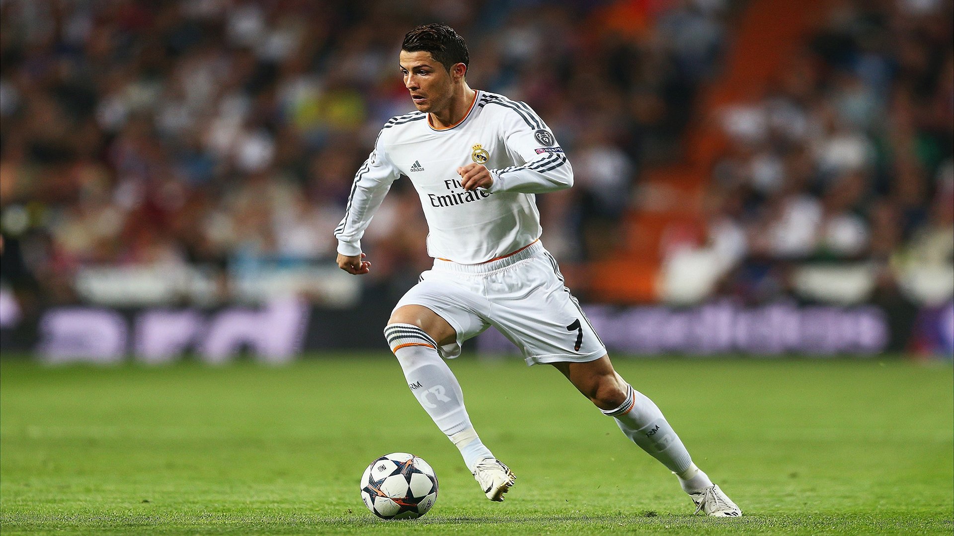 开云真人体育娱乐-足球视频剪辑技巧培训班全国推广,足球视频剪辑特效